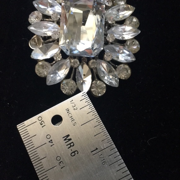 Rhinestone statement ring - Picture 10 of 11